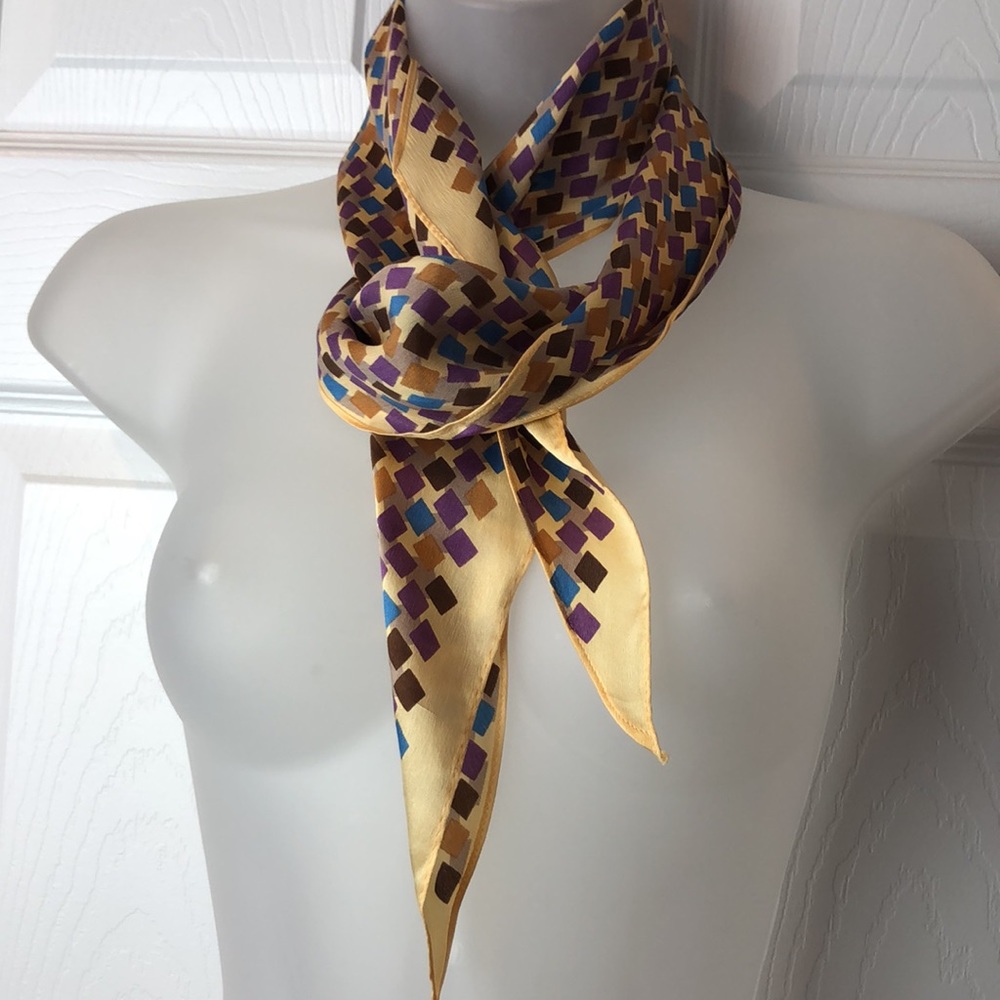 Echo Elegantly Patterned Pointed End Silk Scarf - image 7